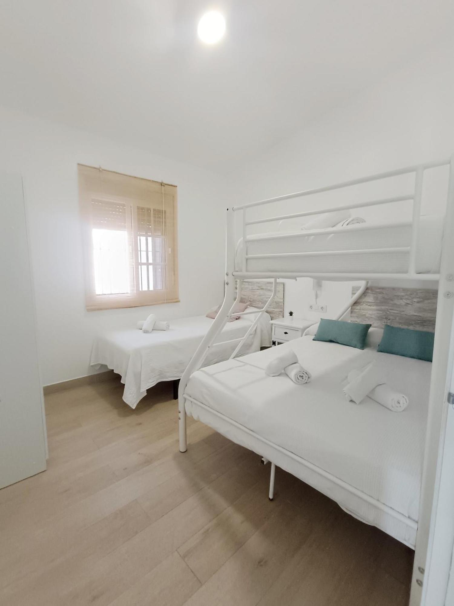 Retama Beach Chiclana de la Frontera Εξωτερικό φωτογραφία